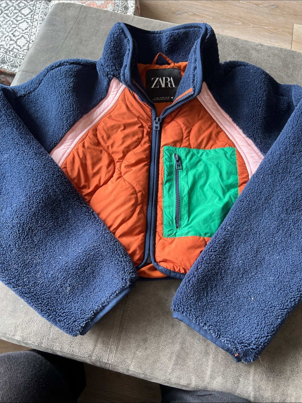 NEW! Zara WMNS. Cropped Fleece Jacket with fun color block. XS